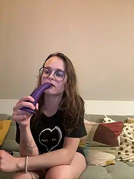 norafack33 online show from February 2, 2026, 7:45 pm