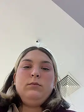 Snapshot of KateBurlesk chatting on February 11, 2026, 9:03 am KateBurlesk online show from February 11, 2026, 9:03 am