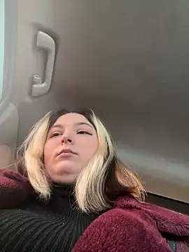 Snapshot of KateBurlesk chatting on February 22, 2026, 8:02 am KateBurlesk online show from February 22, 2026, 8:02 am