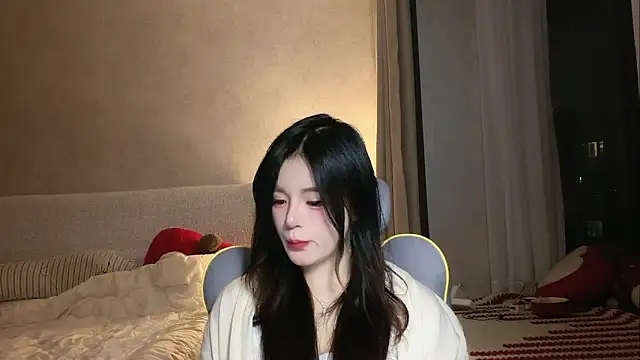 Avmcc online show from April 12, 2026, 3:39 pm