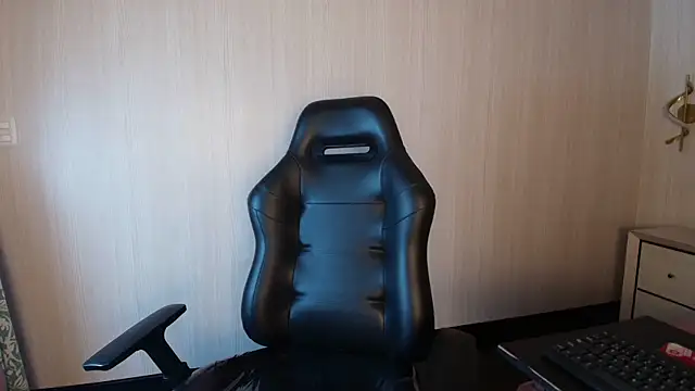 DAKOTA SAKURA online show from March 31, 2026, 12:49 pm