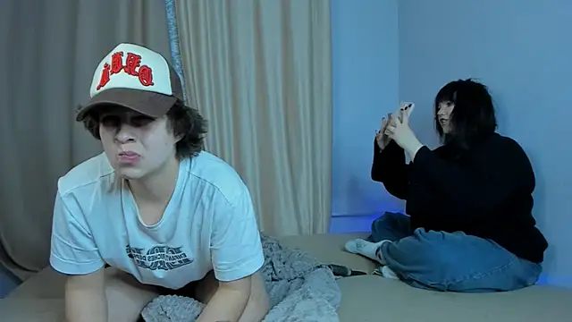 DoubleTide online show from November 24, 2025, 10:42 pm