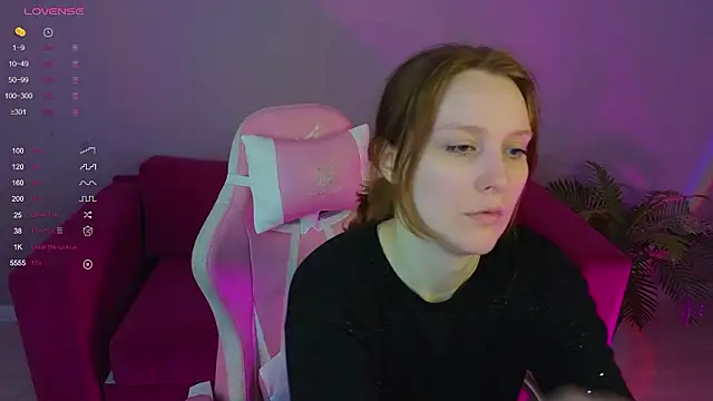 Snapshot of Ginger_Kristin chatting on February 8, 2026, 8:07 am Ginger Kristin online show from February 8, 2026, 8:07 am