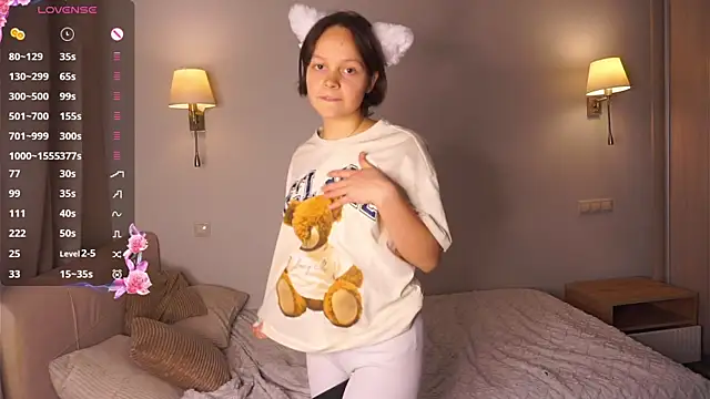 MerriCarros online show from December 18, 2025, 3:18 pm