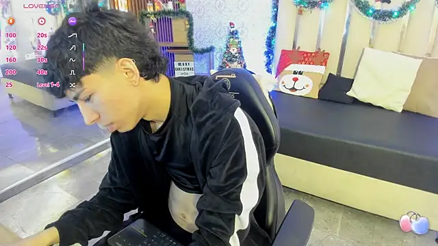 kaelwolf tay online show from December 15, 2025, 7:18 pm