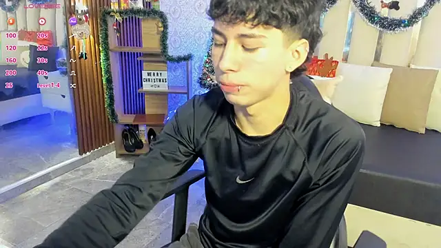 kaelwolf tay online show from December 18, 2025, 7:09 pm