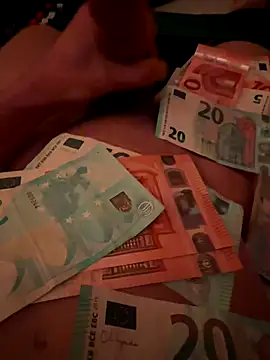 klkmam online show from November 26, 2025, 8:10 pm