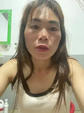 Snapshot of meganmeo chatting on May 21, 2026, 10:28 pm meganmeo online show from May 21, 2026, 10:28 pm