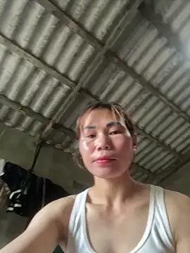 Snapshot of meganmeo chatting on May 26, 2026, 11:34 pm meganmeo online show from May 26, 2026, 11:34 pm