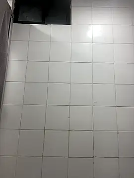 Snapshot of Labby18 chatting on January 15, 2026, 1:43 am Labby18 online show from January 15, 2026, 1:43 am