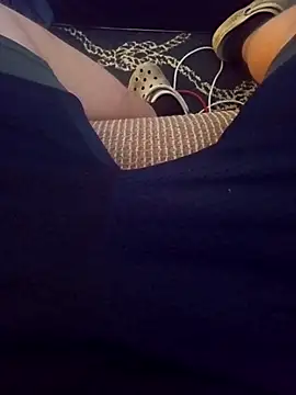 Marshlowe online show from December 3, 2025, 7:23 pm