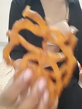 Alpee kumri online show from January 12, 2026, 5:07 pm