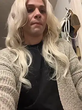 Snapshot of Babyboobabybye08 chatting on February 25, 2026, 5:39 am Babyboobabybye08 online show from February 25, 2026, 5:39 am