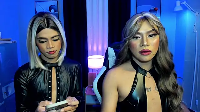 AmaraXJasmine online show from November 26, 2025, 3:13 pm