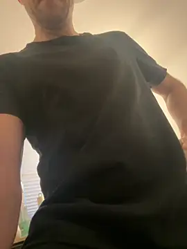 Bumbastic6Pack online show from November 23, 2025, 3:34 pm