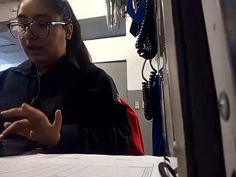 Bizcochitoc4 online show from January 7, 2026, 12:51 pm