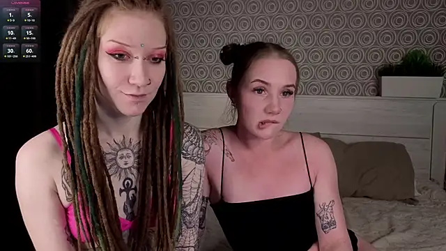 Snapshot of BobbieNibbe chatting on February 8, 2026, 1:09 am BobbieNibbe online show from February 8, 2026, 1:09 am