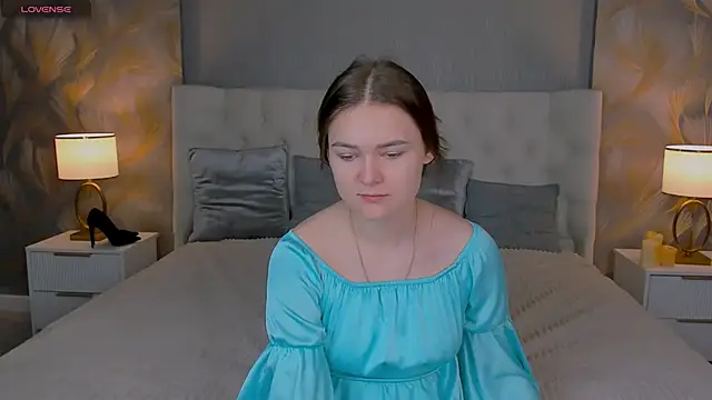 Snapshot of GLORIA_BLOOM chatting on November 30, 2025, 8:46 pm GLORIA BLOOM online show from November 30, 2025, 8:46 pm