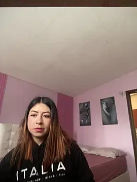 MaddieHunter online show from January 12, 2026, 12:54 pm