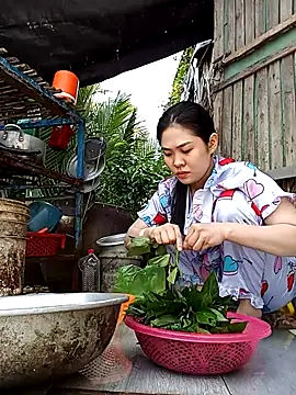 Lin-kute98 online show from February 3, 2026, 7:57 am