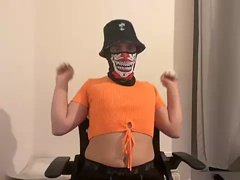 marotheladyboy online show from November 24, 2025, 4:34 am