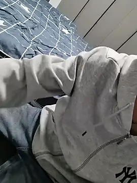 micai fengbei online show from November 30, 2025, 12:20 pm