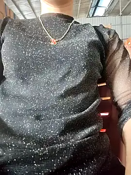 LianLaz online show from March 10, 2026, 5:56 am