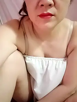 Lily-ross22 online show from May 13, 2026, 5:54 pm