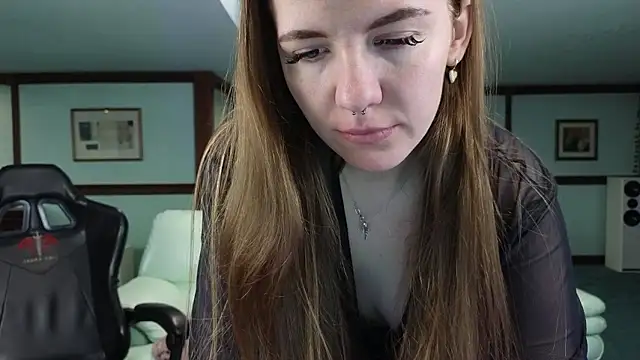 KiraRustle online show from January 8, 2026, 2:14 am