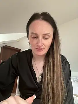 TomilaSi online show from May 13, 2026, 4:48 pm