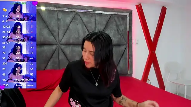 Nixie Lee  online show from November 24, 2025, 7:13 pm