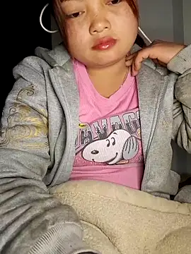 mai-mai-97 online show from February 10, 2026, 3:16 pm