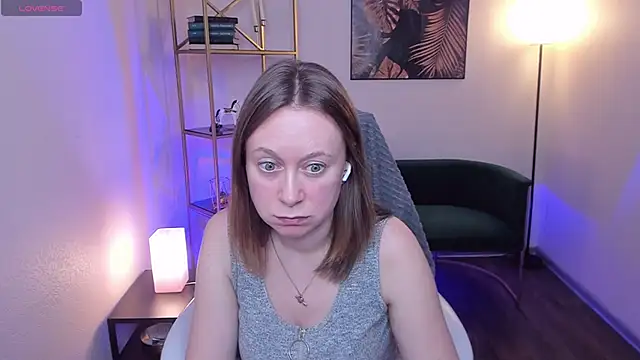 Brooke lover online show from April 8, 2026, 8:53 pm