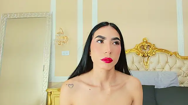 Snapshot of HallieStone chatting on February 5, 2026, 12:54 pm HallieStone online show from February 5, 2026, 12:54 pm