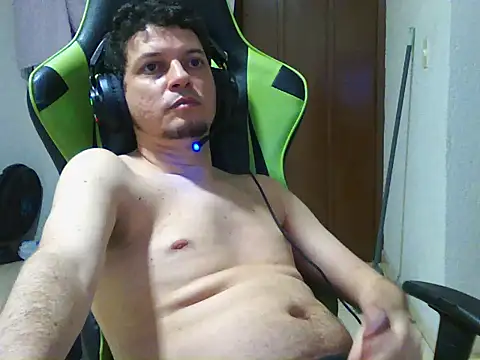 Fussador online show from May 9, 2026, 4:06 am