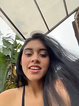 Miia moonn online show from March 4, 2026, 8:26 pm