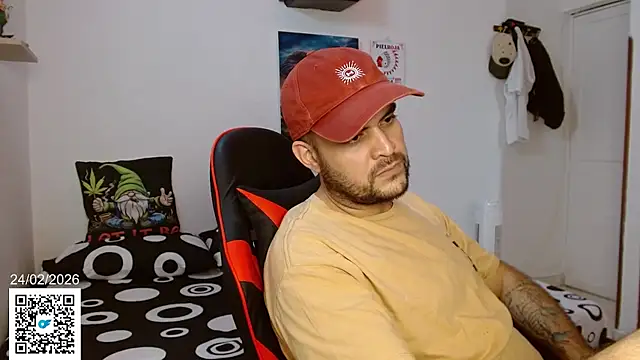 Snapshot of holegape chatting on February 24, 2026, 8:29 pm holegape online show from February 24, 2026, 8:29 pm