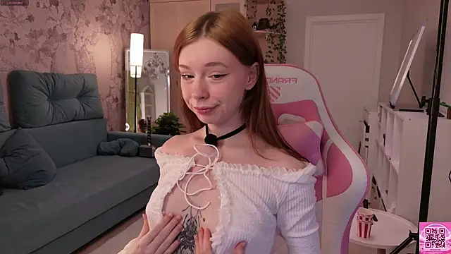 eva aria online show from April 7, 2026, 8:09 pm