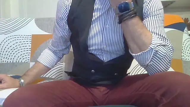 Eroshotlicker online show from March 2, 2026, 9:43 pm