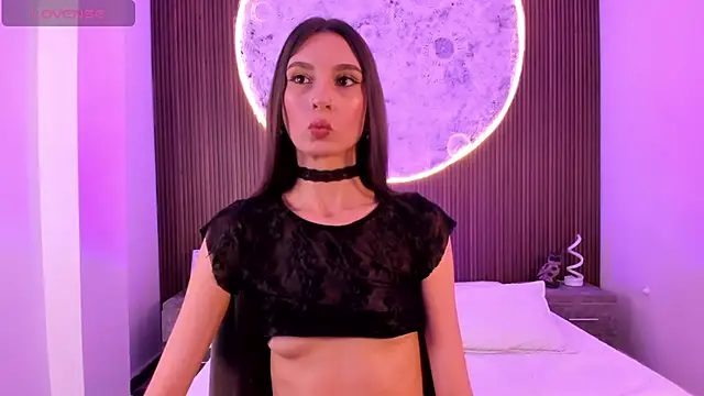 IvannaVolk  online show from January 10, 2026, 4:58 am