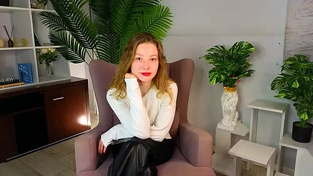 ThelmaDevincentis online show from November 25, 2025, 12:38 pm