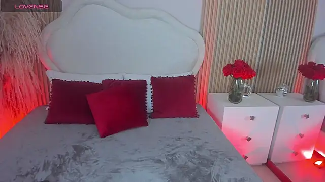 Vera Gold  online show from December 23, 2025, 3:37 am