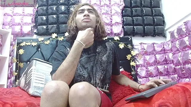 andresdark 07 online show from December 14, 2025, 3:12 am