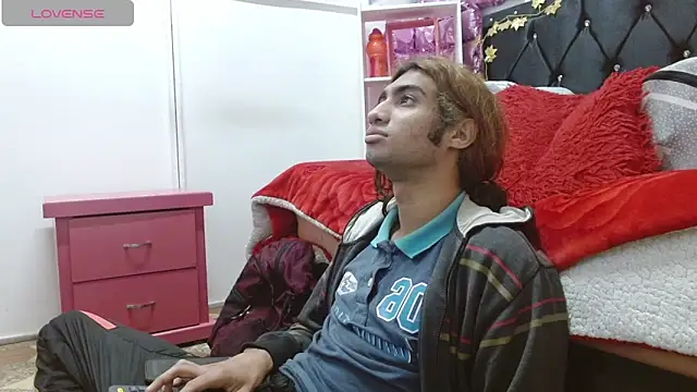 andresdark 07 online show from January 6, 2026, 2:59 am