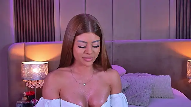 StephanieYves online show from June 10, 2026, 4:50 pm
