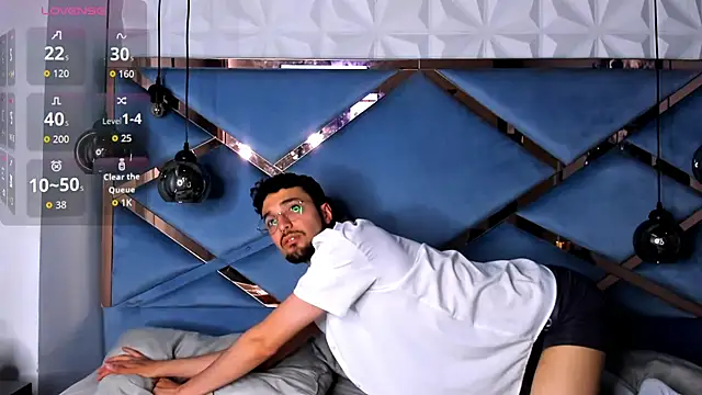 JonnyGreey online show from December 1, 2025, 7:19 pm