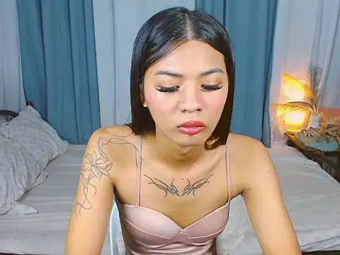 SamaraMillers online show from July 22, 2026, 5:49 pm