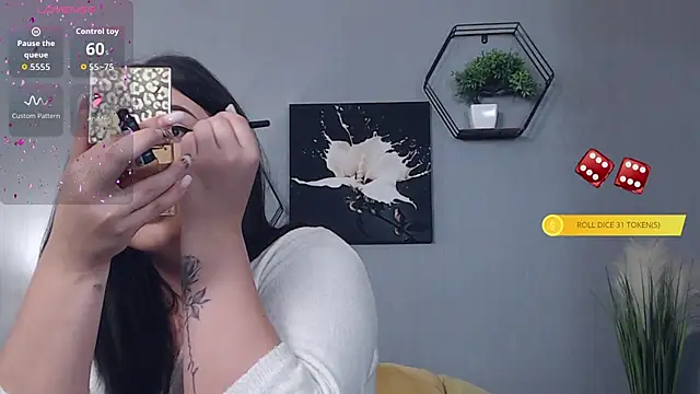 BellaxNova online show from November 26, 2025, 7:20 am