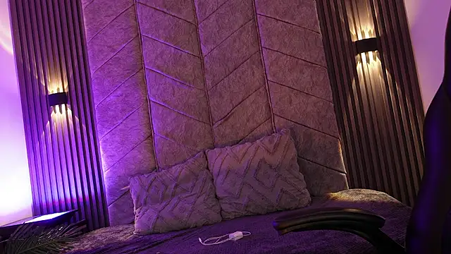 Snapshot of amberthangelss chatting on February 23, 2026, 1:08 pm amberthangelss online show from February 23, 2026, 1:08 pm