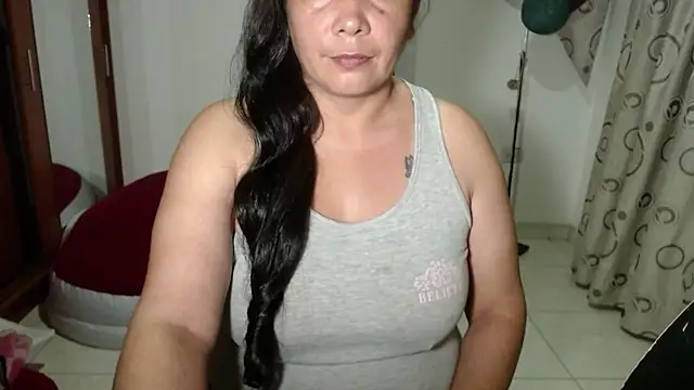 vivian-milf online show from February 20, 2026, 11:38 pm